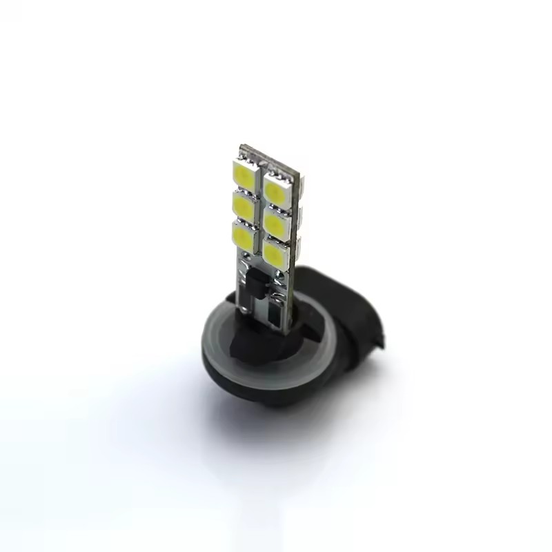 汽车 LED 灯泡